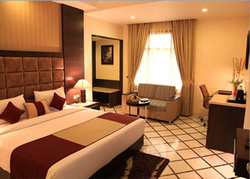 Hotel Florence Nueva Delhi Exterior foto